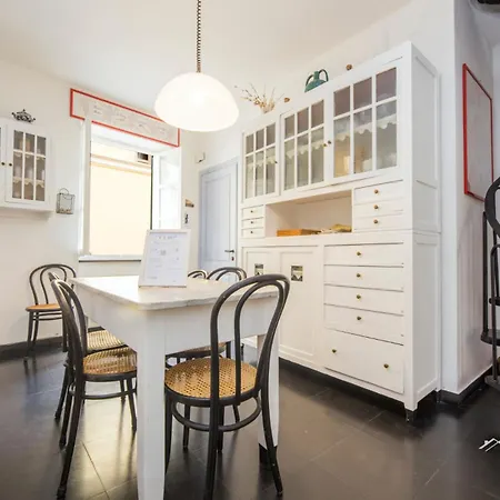 Finalborgo | 2br| Wifi | Historic Village| By Tilo Appartamento Finale Ligure